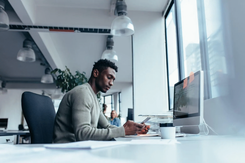Social Media Images Made Simple: A Small Business Owner’s Guide